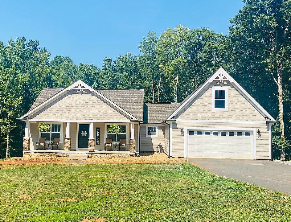 1st image of 150 Sandalwood Ln