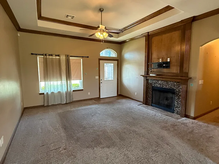5409 Painted Pony Rd — Photo 2