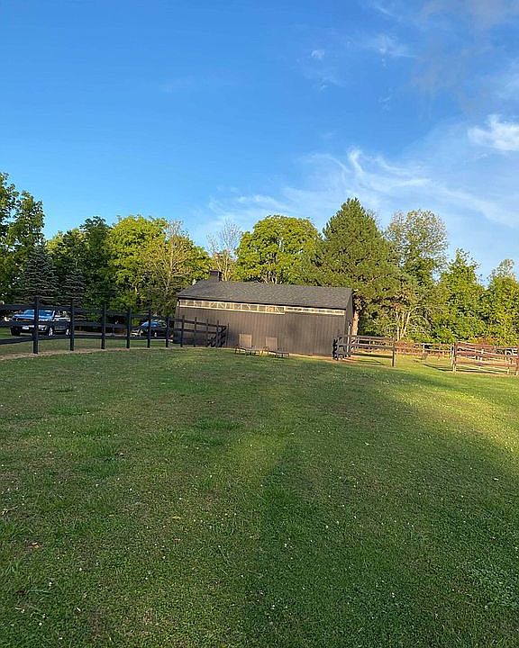 1st image of 333 Frisbee Hill Rd