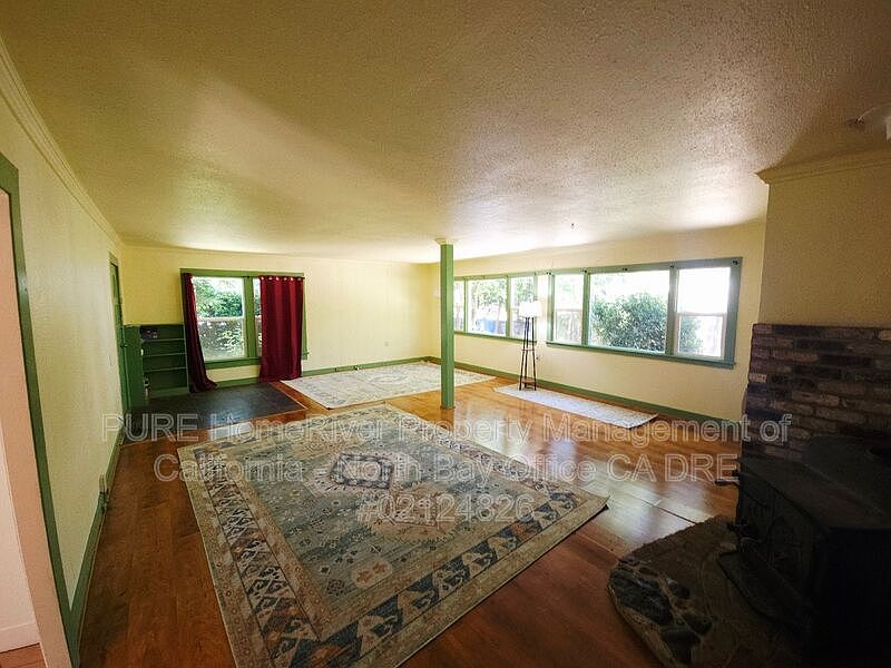 1st image of 161 Cherry St