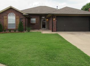 608 SW 156th Pl, Oklahoma City, OK 73170