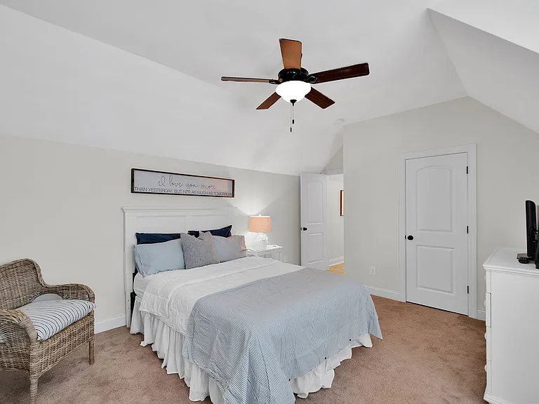 7526 Fairway Villa Cir — Photo 8