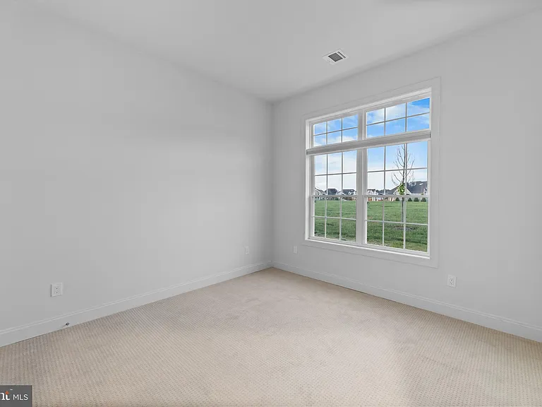 105 Samjan Cir — Photo 43