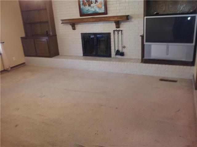2nd image of 376 Chickasaw Ln
