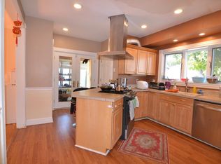 277 Whitwell St, Quincy, MA 02169