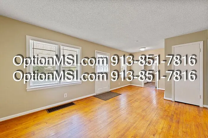 3114 S Vermont Ave — Photo 7