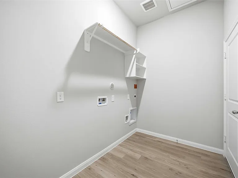 3919 Sugardale St — Photo 21