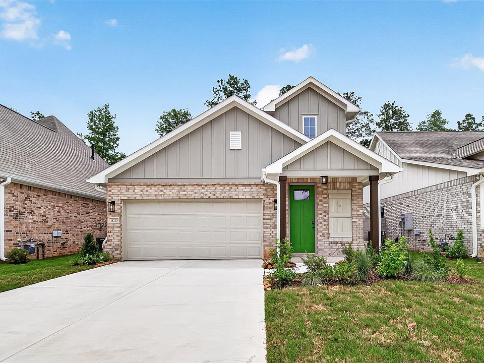 1st image of 11223 Moccasin Dr