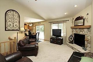 3rd image of 3033 Dogwood Ln
