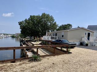 904 Beach Blvd, Forked River, NJ 08731