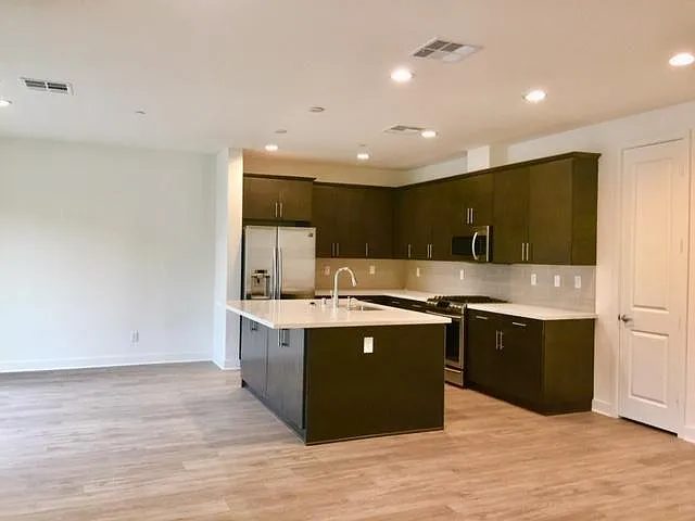 3253 Tondi Way — Photo 5