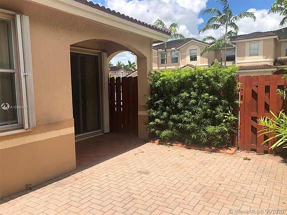 4th image of 12420 SW 122nd St #12420