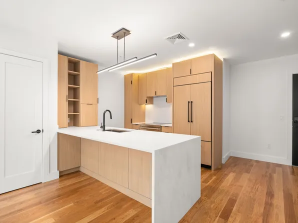 58 Kent St, Brookline, MA