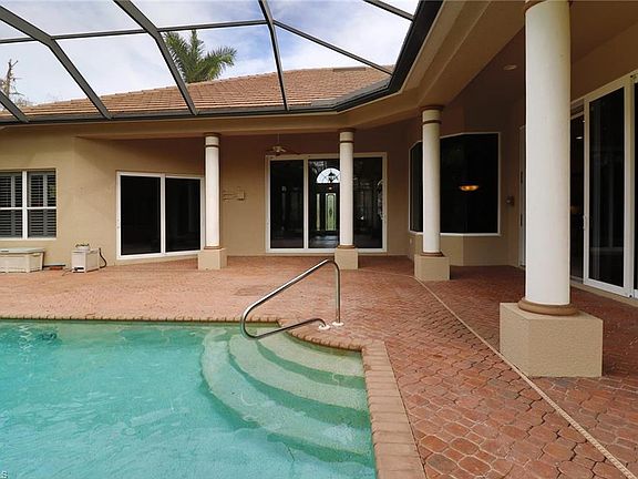 3rd image of 11090 Sierra Palm Ct