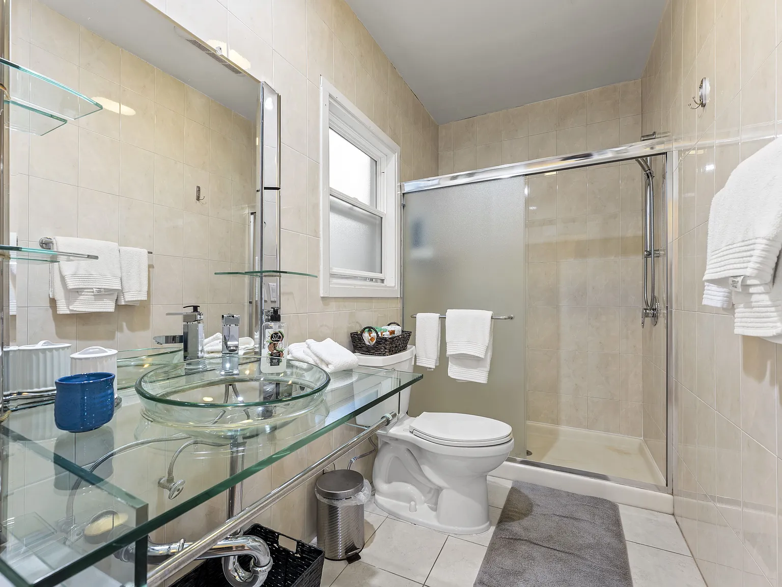 2 bed, $7,750 — Photo 3