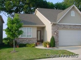 319 Boulder Creek Dr, Chatham, IL