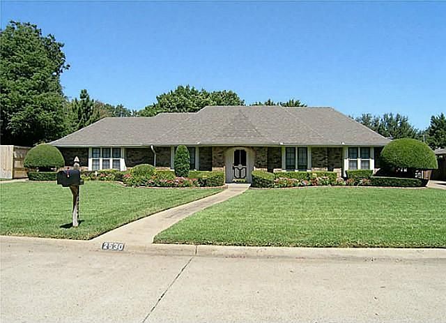 1st image of 2530 Axminster Dr