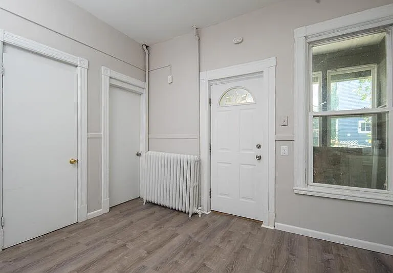 166 6th Ave #1 — Photo 6
