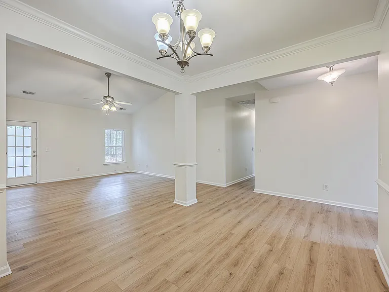 8518 Sentry Cir — Photo 9