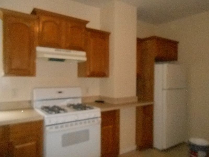 2nd image of 235 Autumn St