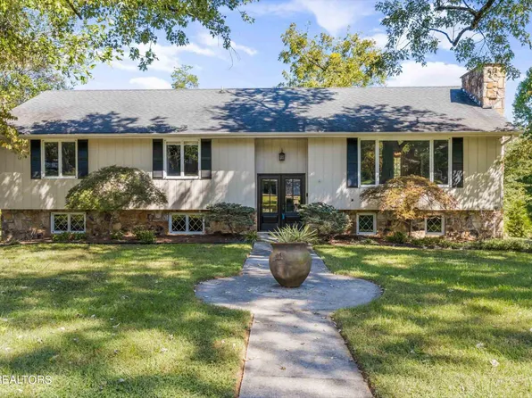 340 Dominion Cir, Knoxville, TN 37934