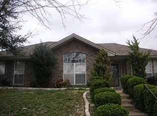 2317 Bent Bow Dr, Garland, TX 75044