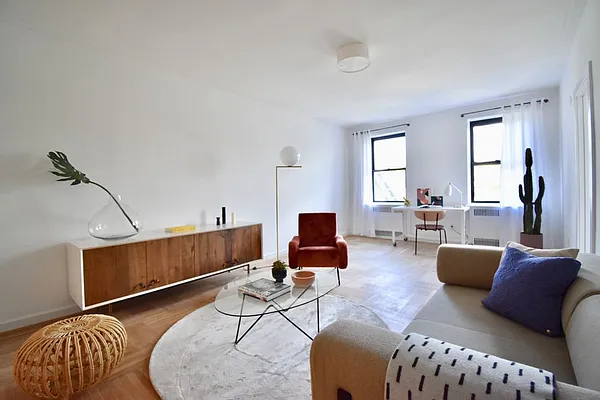 Rented by Skyward | media 13