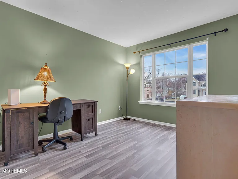 107 Shenandoah Blvd — Photo 20