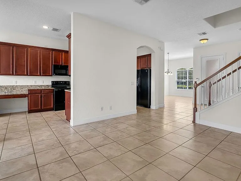2121 Painter Ln — Photo 9