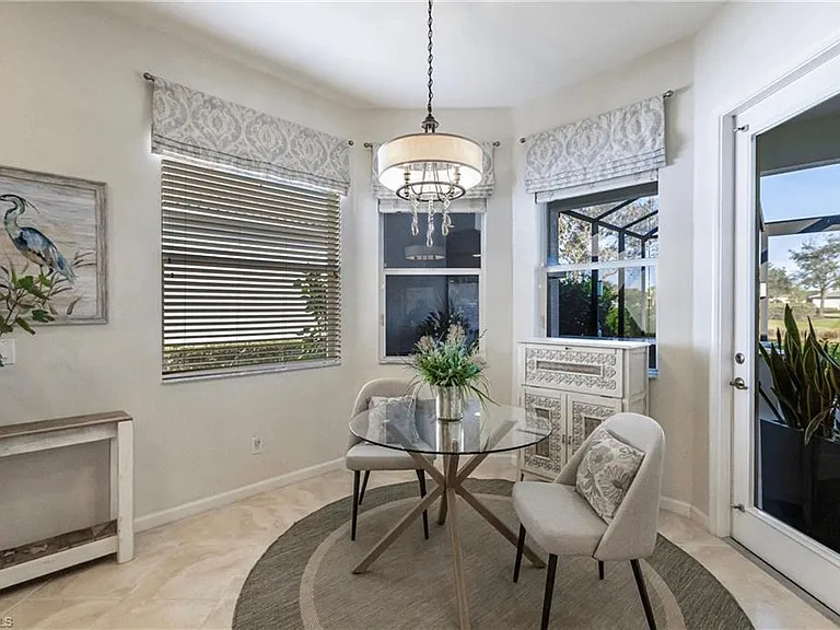 3920 Lakeview Isle Ct — Photo 15