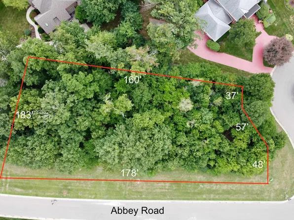 1037 Abbey Rd, Monroe, MI 48161
