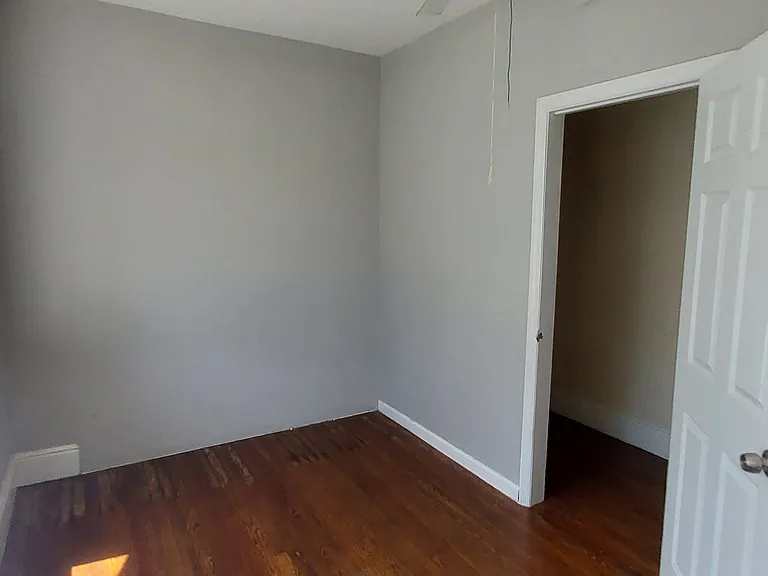 463 E 23rd St #1 — Photo 2