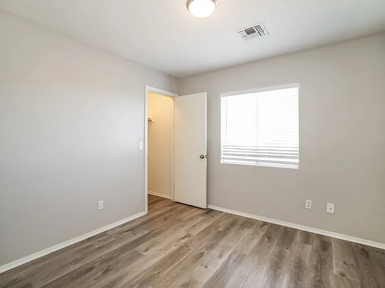 21940 W Casey Ln — Photo 18