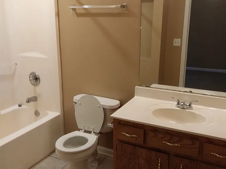 2353 Crescent Club Dr — Photo 6