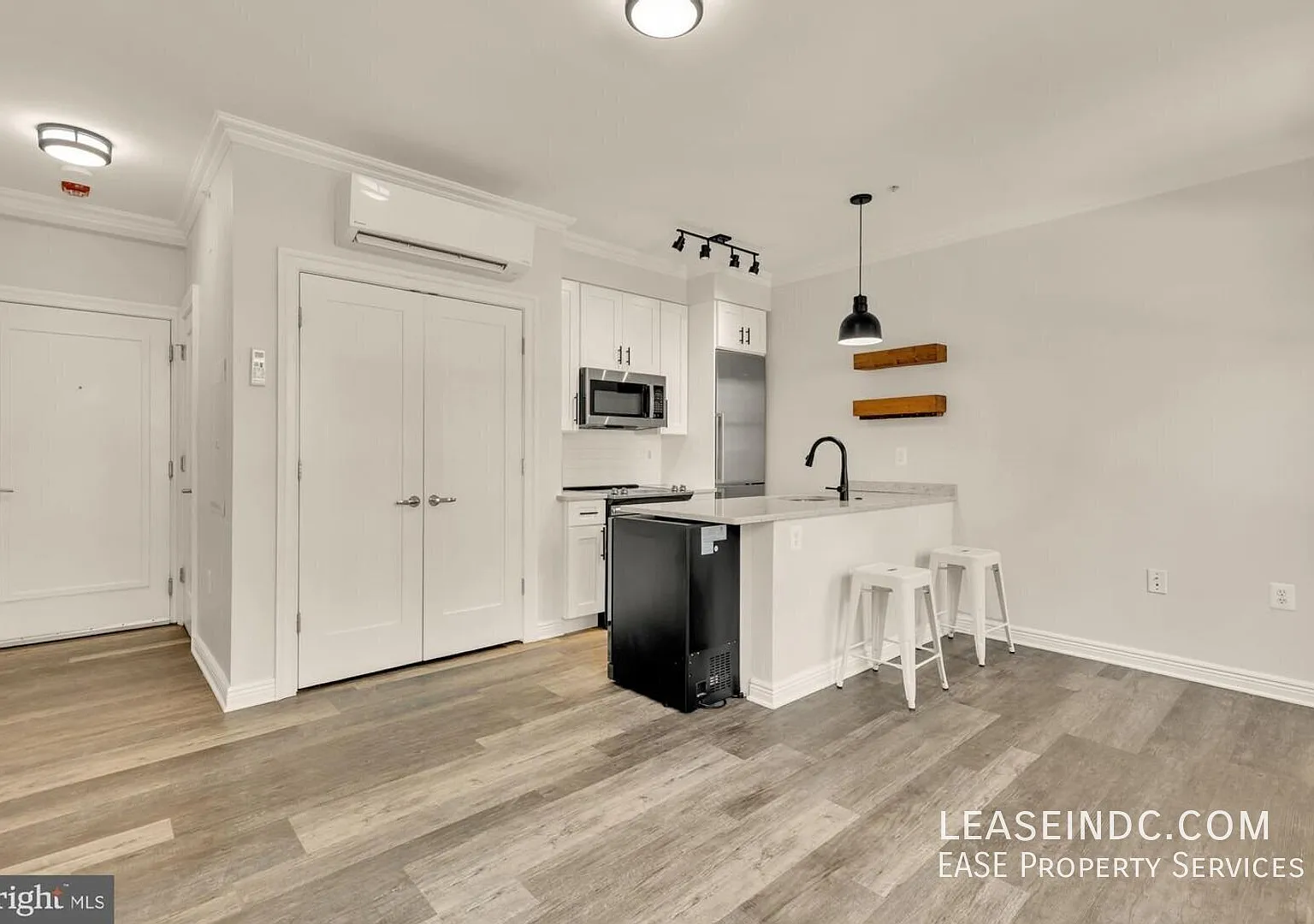 Studio, 369 sqft, $2,000 — Photo 4
