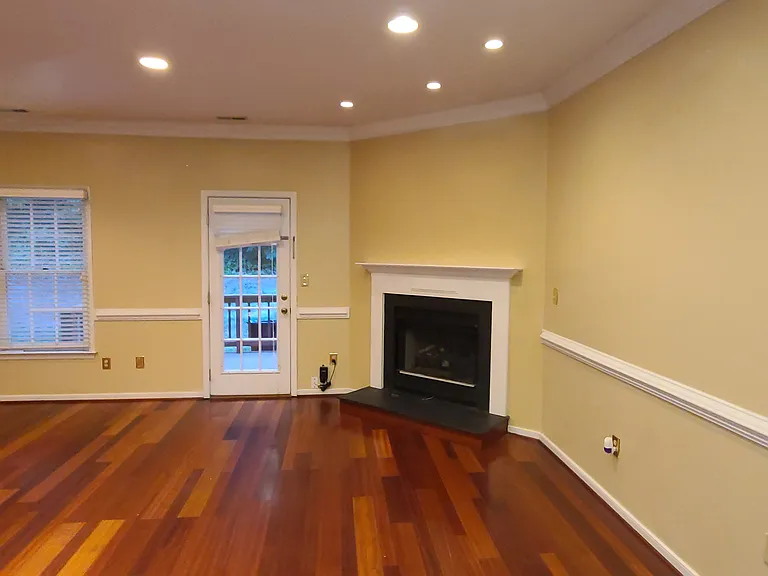 4128 Bush Lake Dr — Photo 3