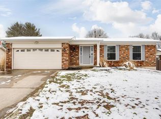 25 Gold Run Dr, Saint Peters, MO 63376