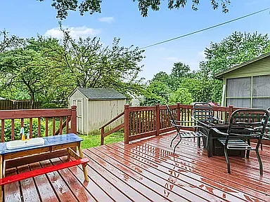 207 E Blake Ave — Photo 29