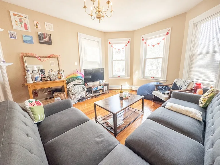 52 Fayette St #1 — Photo 5