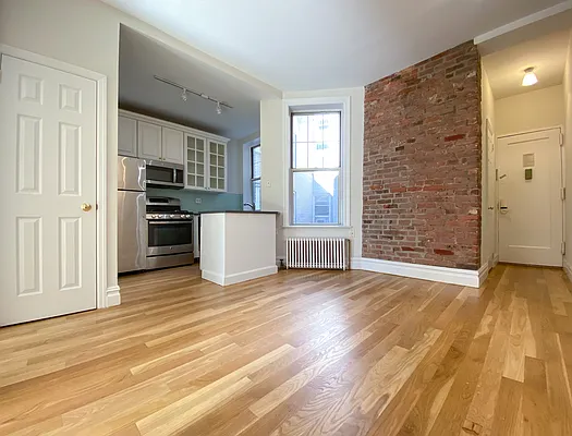 Rented by (Legacy) NY Quality Living Uptown | media 21