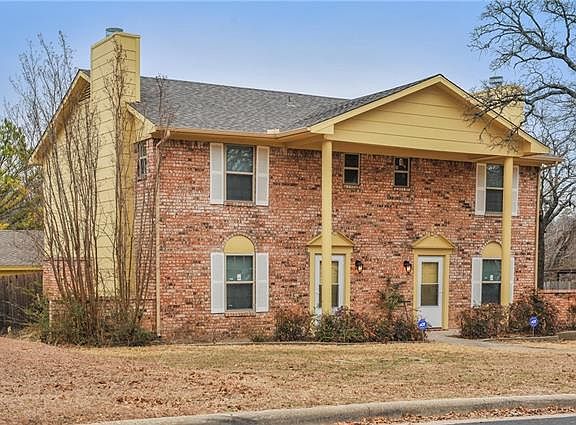 2nd image of 1933 Crooked Ln