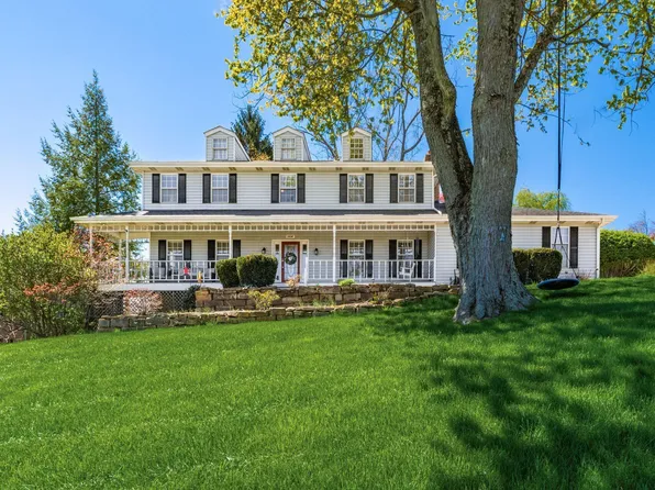 141 Applewood Dr, Chillicothe, OH 45601