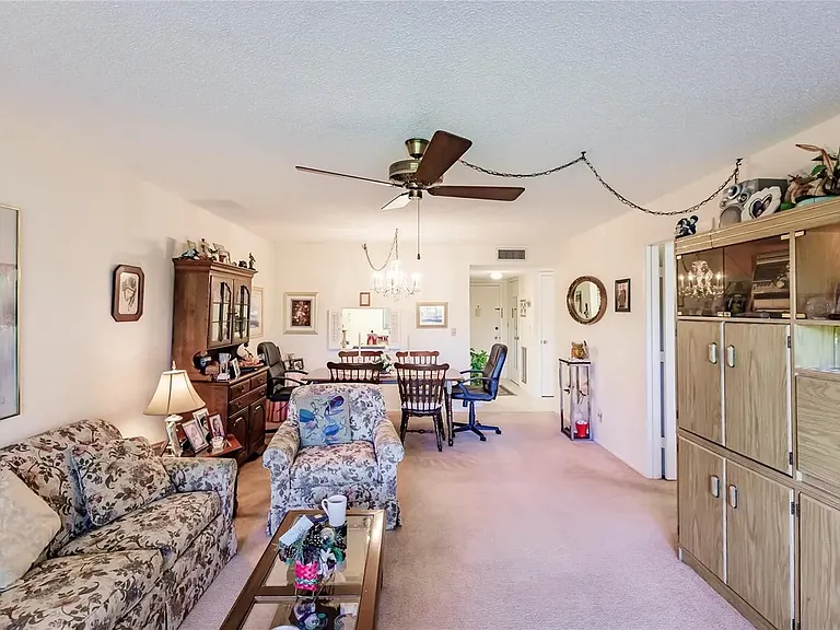 1540 Glen Oaks Dr E #B-221 — Photo 13