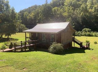 3961 Right Fork Maces Creek Rd, Viper, KY 41774