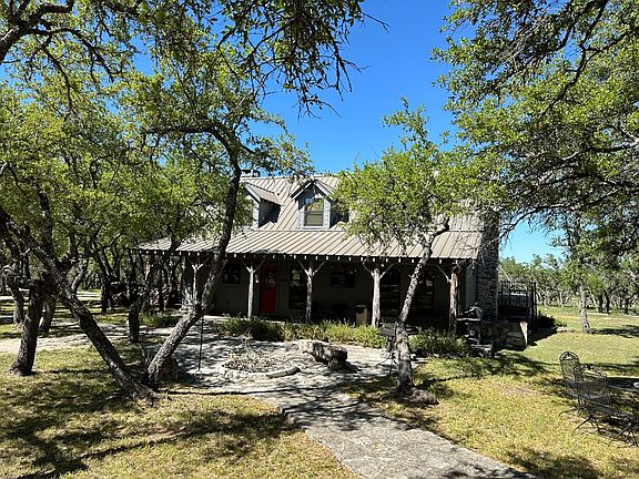 4th image of 215 70l Rd NW