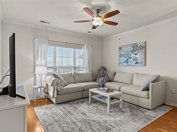 5th image of 1270 Strassner Dr APT 3406