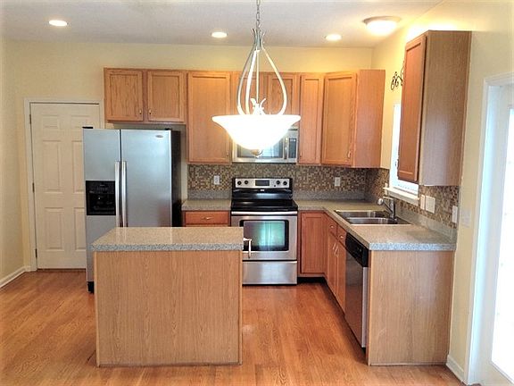 2nd image of 5323 Crisfield Rd