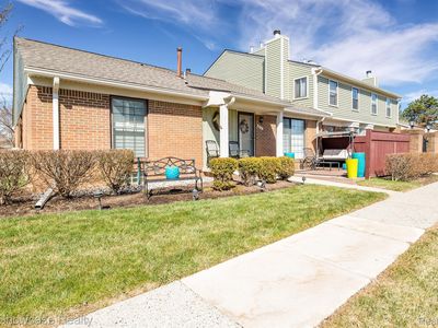 31214 Country Blf #216, Farmington Hills, MI, 48331