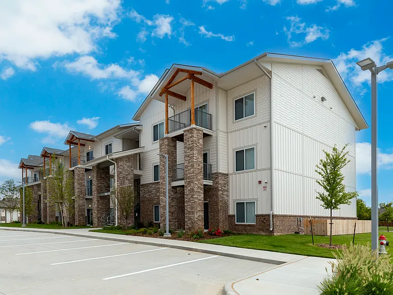 Liberty Gardens Apartments — Photo 11