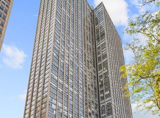 655 W Irving Park Rd APT 4011, Chicago, IL 60613